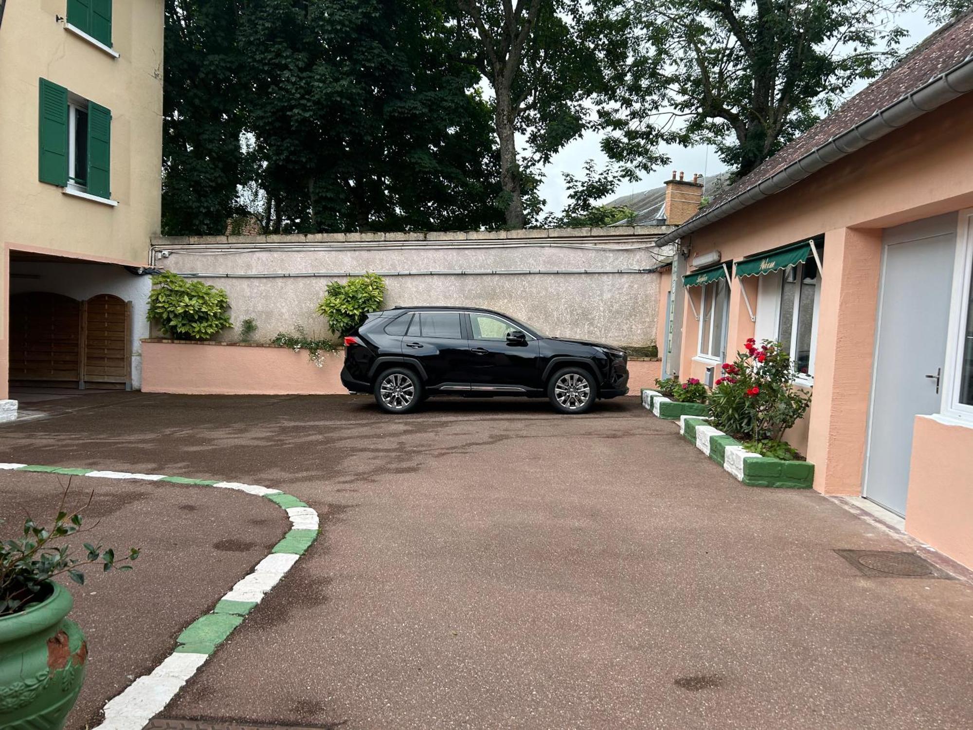 Hotel Saint - Charles Rambouillet Exterior foto